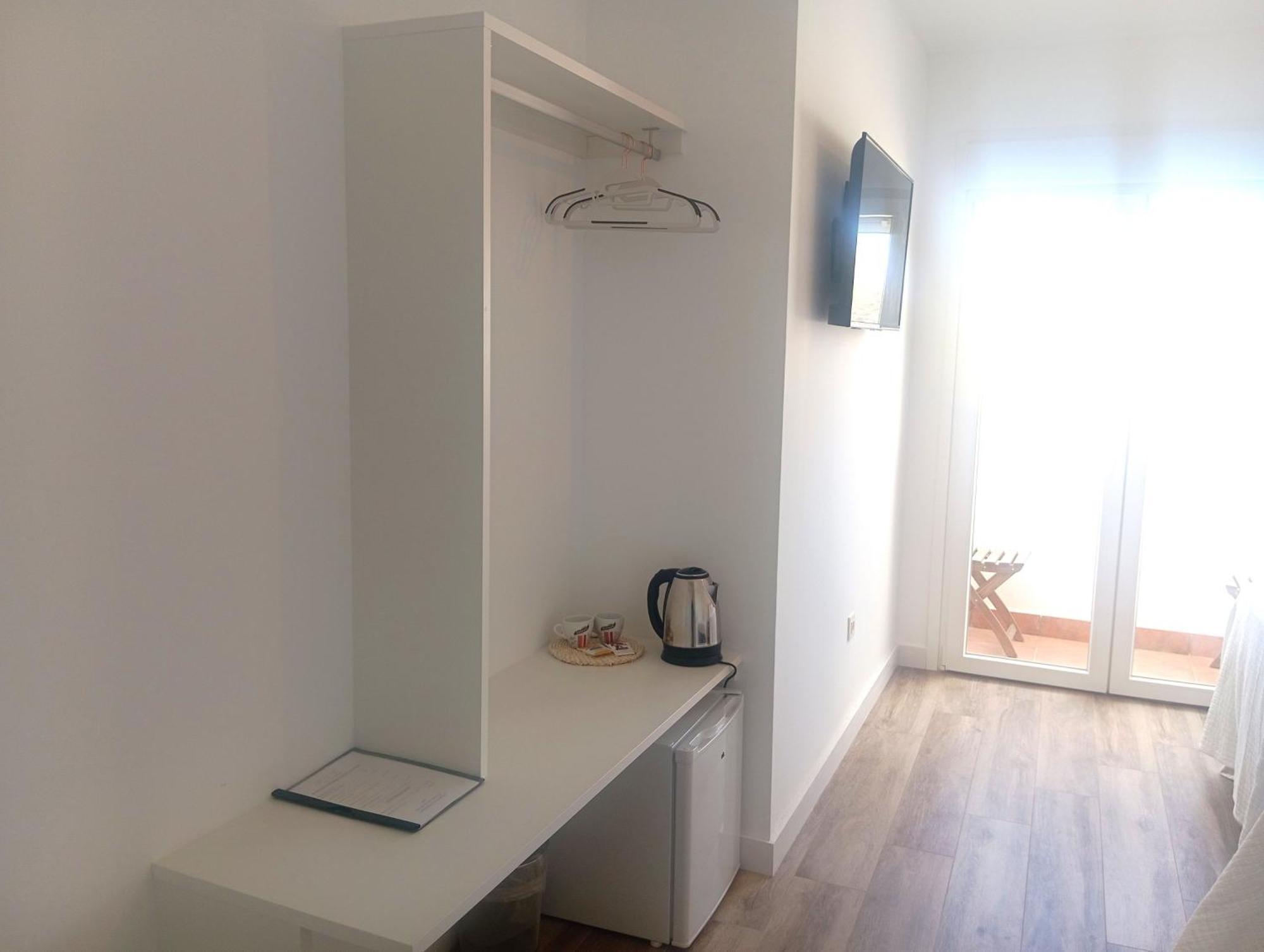 Hostal Casa Emilio Алмерия Екстериор снимка