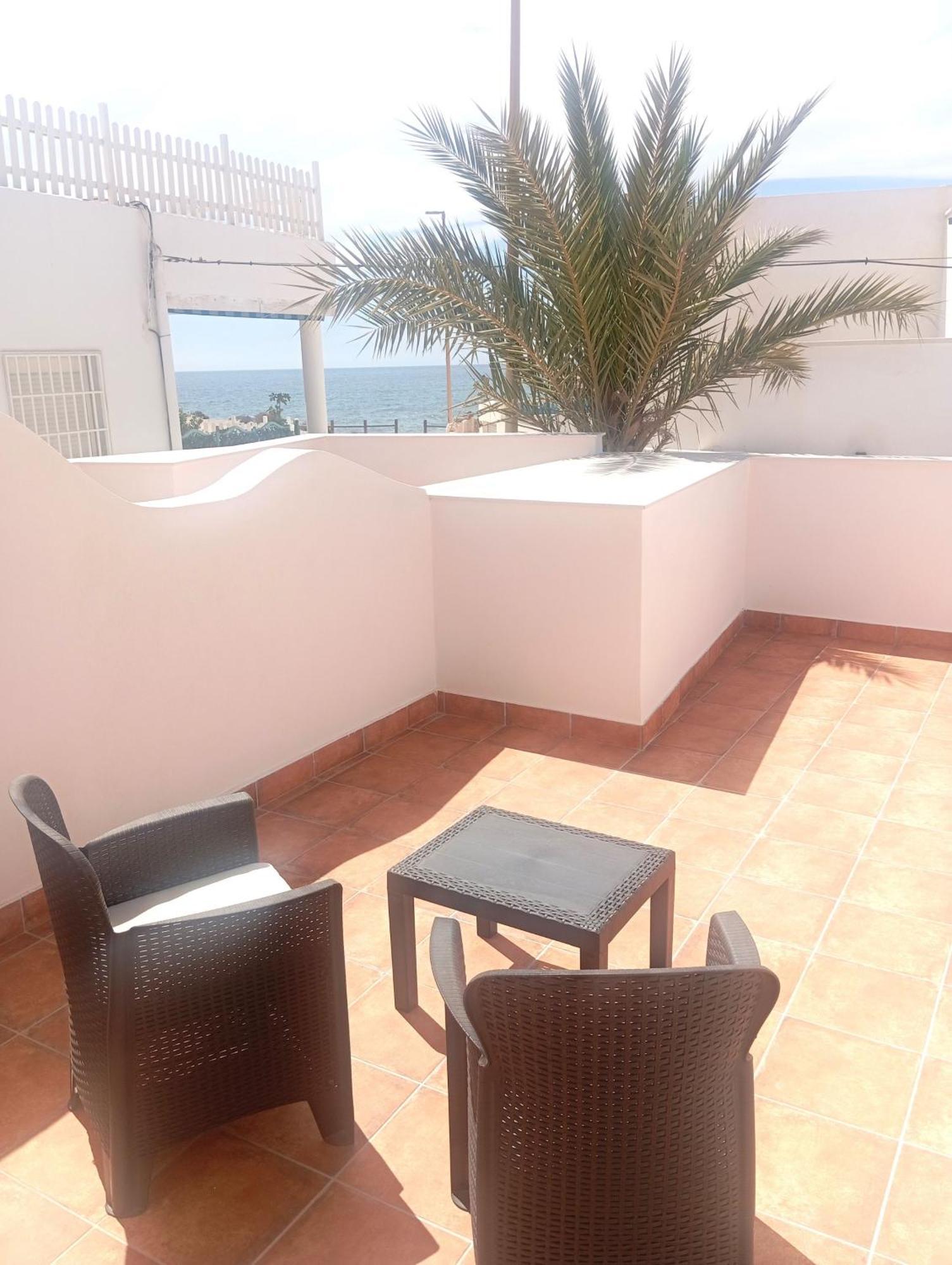 Hostal Casa Emilio Алмерия Екстериор снимка