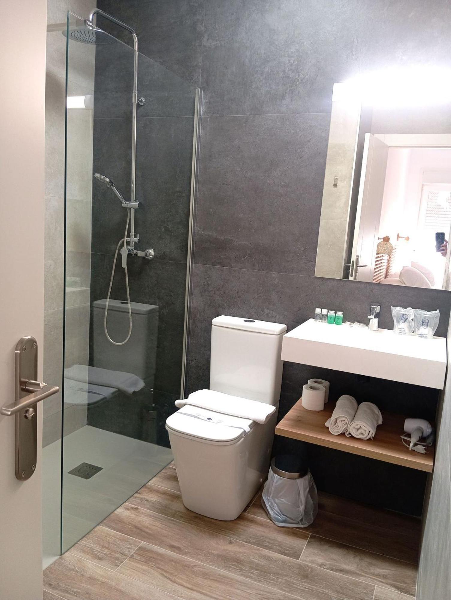 Hostal Casa Emilio Алмерия Екстериор снимка
